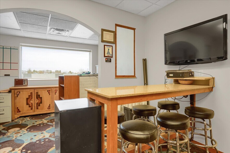 More Photos Of 7390 S Fraser St, Centennial Warehouse For Sale