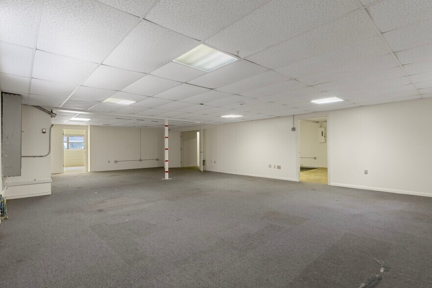 More Photos Of 377 Highway 40 W, Inglis Flex For Sale