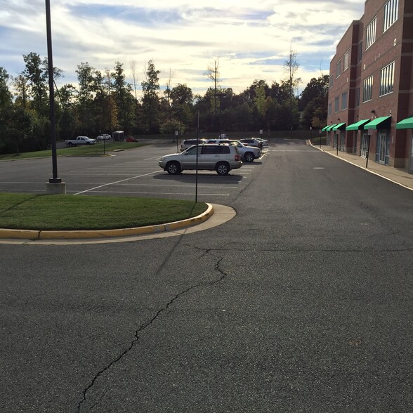More Photos Of 14641 Lee Hwy, Centreville Office For Sale