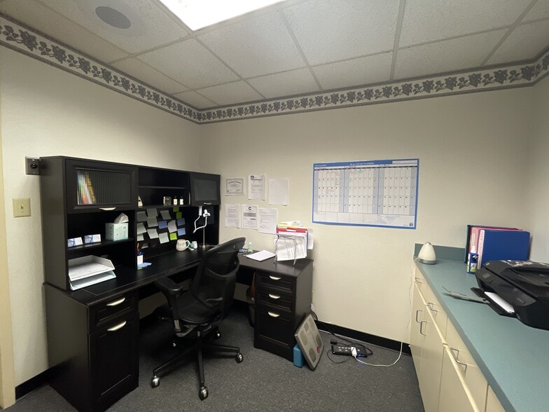 More Photos Of 1309 Milstead Ave NE, Conyers Medical For Lease