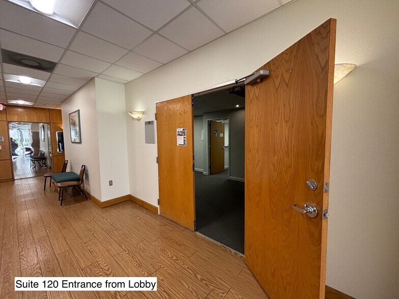 More Photos Of 14100 Fivay Rd, Hudson Medical For Lease