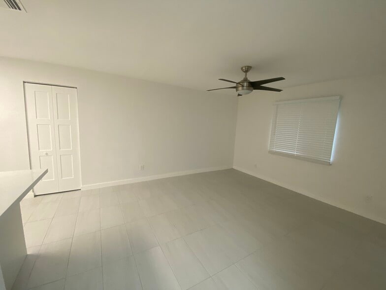 More Photos Of 401 SW 7th Ave, Fort Lauderdale Apartments For Sale