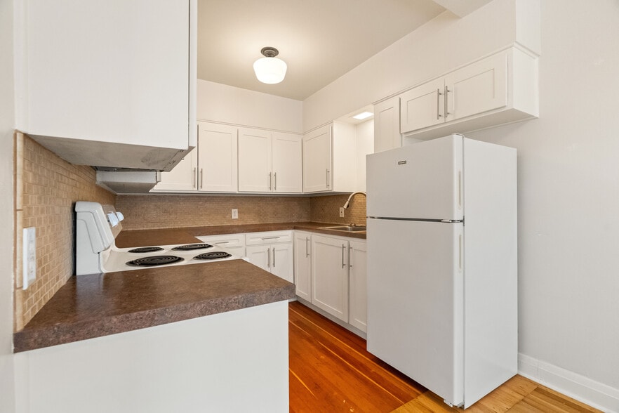 More Photos Of , Portland Multifamily For Sale