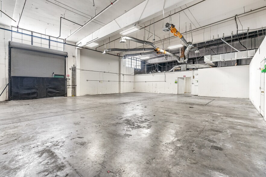 More Photos Of 5435 Peck Rd, Arcadia Manufacturing For Sale