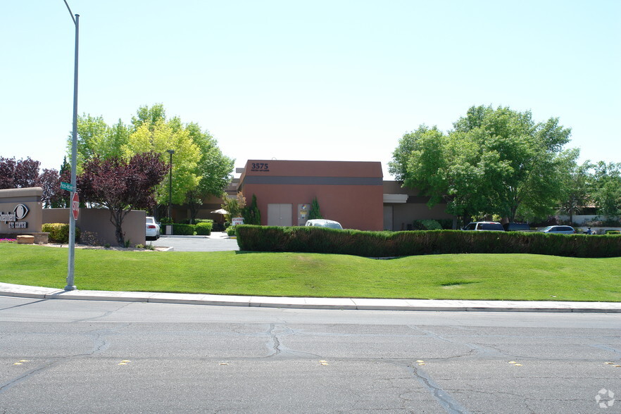 More Photos Of 3575 Pecos Mcleod Rd, Las Vegas Medical For Sale