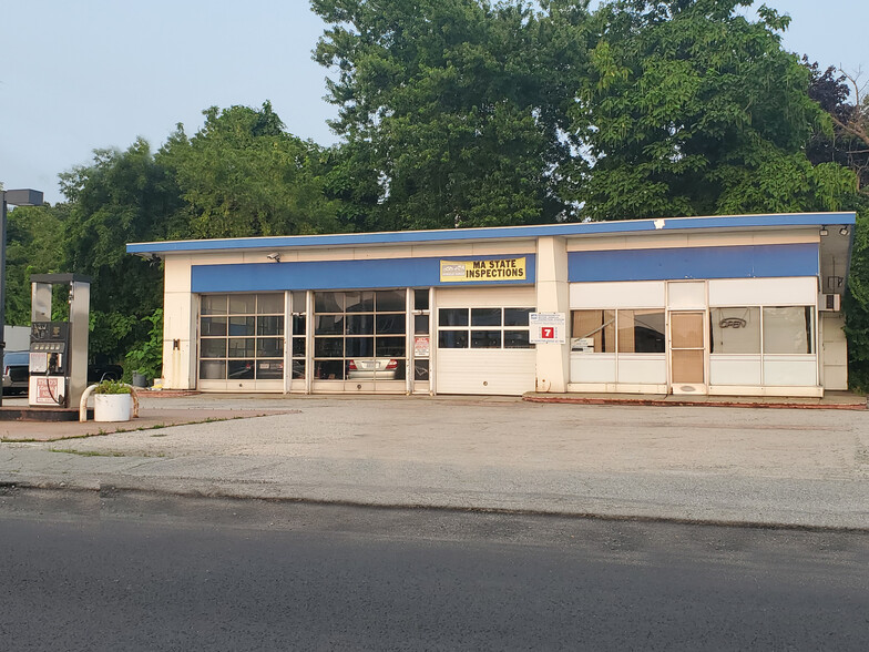 Primary Photo Of 35 Oak Grove Ave, Fall River Carwash For Sale