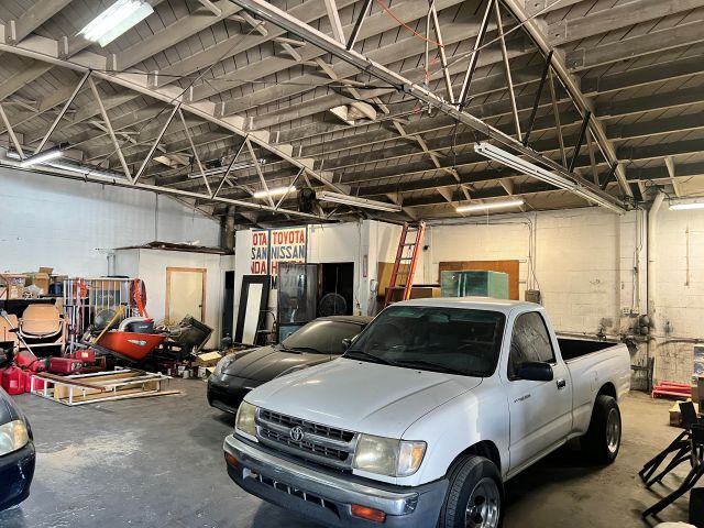 More Photos Of 939 W Main St, El Cajon General Retail For Sale