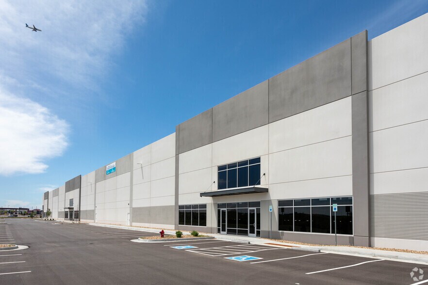 More Photos Of 17776 E 84th Ave, Commerce City Unknown For Lease