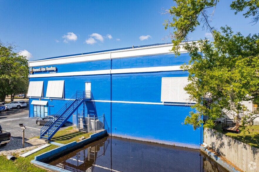 More Photos Of 9102 N Dale Mabry Hwy, Tampa Storefront Retail Office For Sale