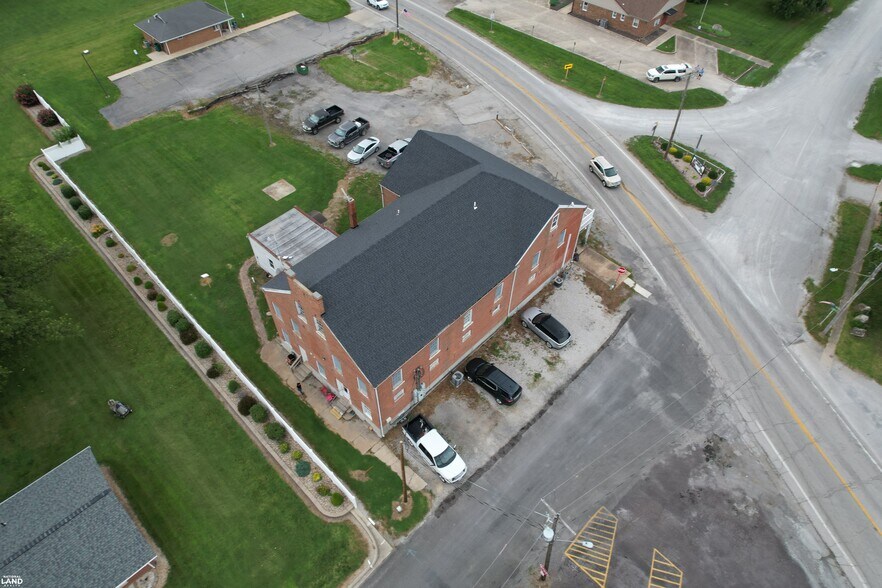 More Photos Of 7346 IL-15, Saint Libory Apartments For Sale