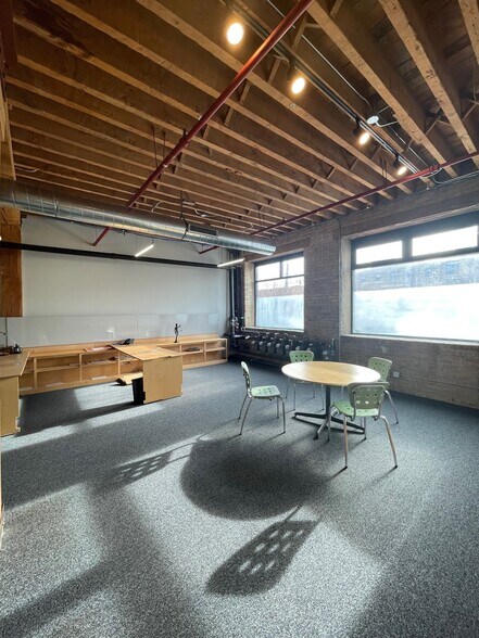 More Photos Of 1828 W Hubbard St, Chicago Loft Creative Space For Lease