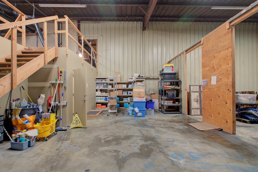 More Photos Of 5012 Salida Blvd, Salida Office For Sale