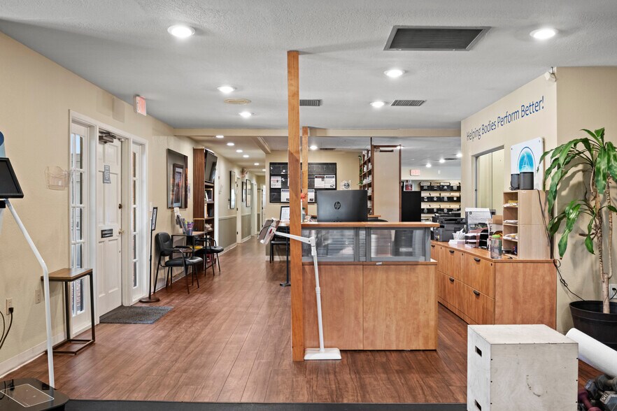 More Photos Of 1700 Dr. Martin Luther King, Jr. St N, Saint Petersburg Medical For Sale