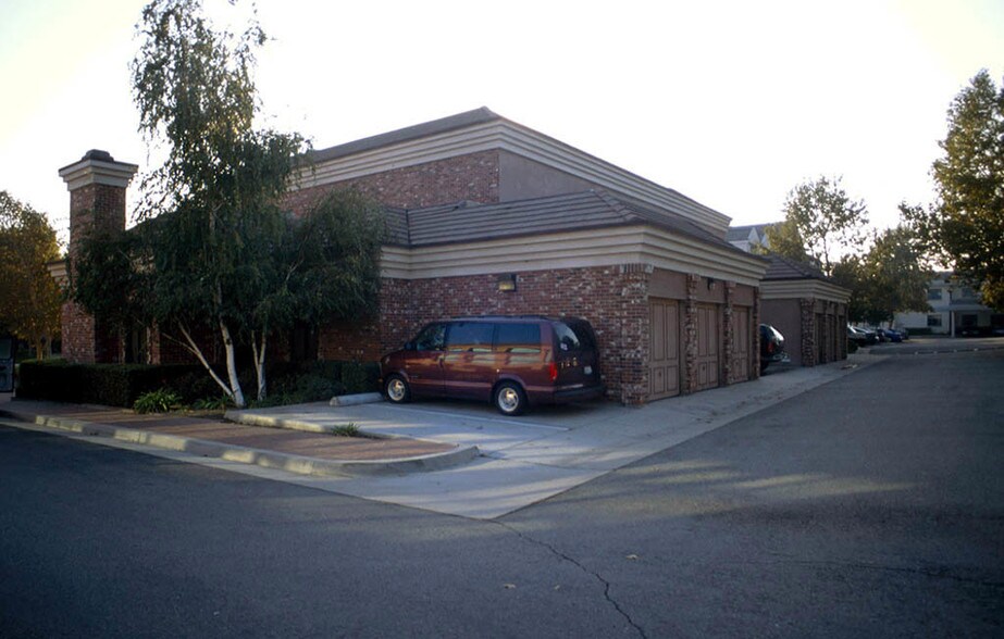 More Photos Of 10788 Civic Center Dr, Rancho Cucamonga Office For Lease