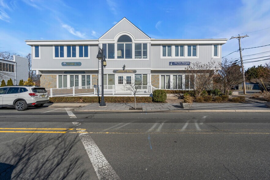 More Photos Of 27 Beach Rd, Monmouth Beach Medical For Lease