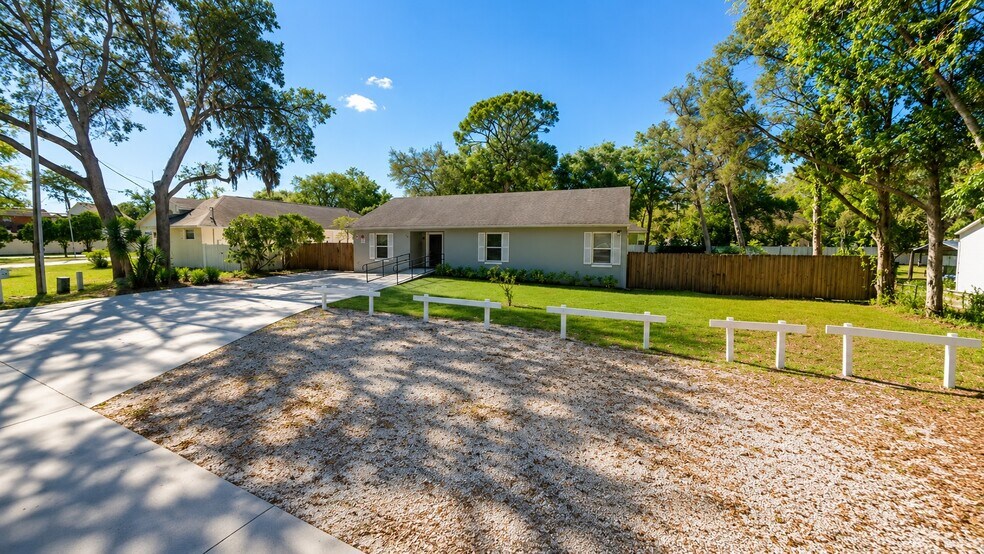 Primary Photo Of 132 E Citrus St, Altamonte Springs Specialty For Sale