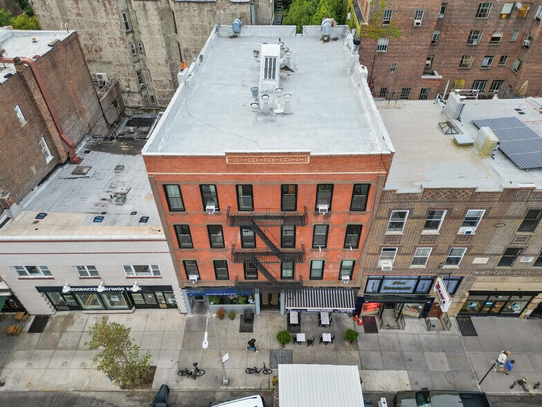 More Photos Of 240-242 Court St, Brooklyn Apartments For Lease
