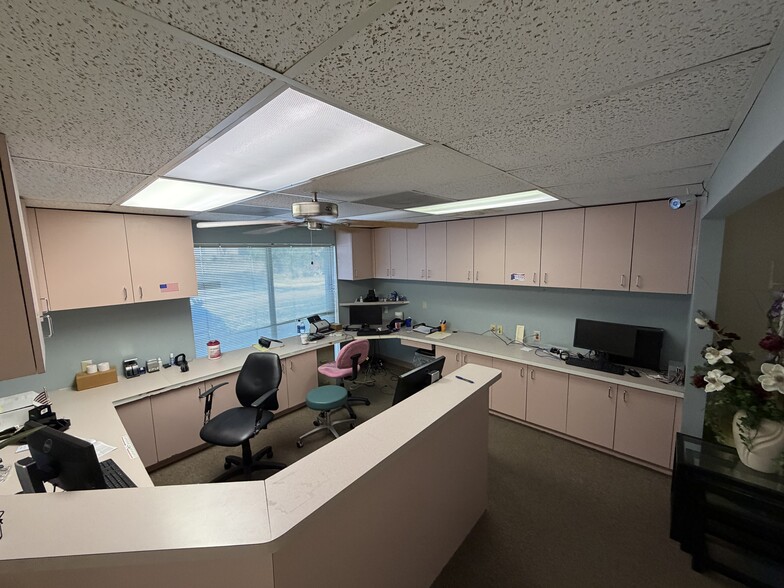 More Photos Of 2595 Tampa Rd, Palm Harbor Office For Sale