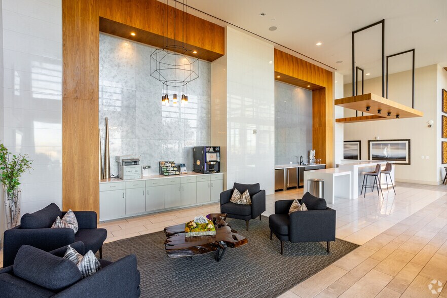 More Photos Of 909 Bannock St, Denver Apartments For Lease