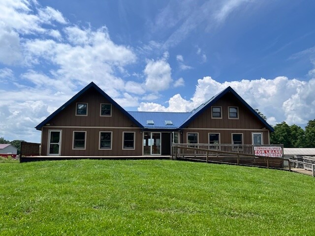 Primary Photo Of 173 Friendsville Rd, Mc Henry Restaurant For Lease