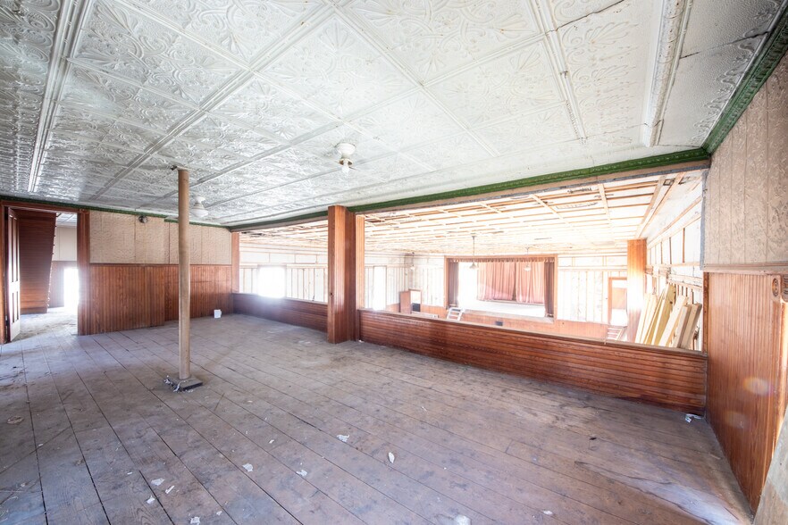 More Photos Of 100 County Highway 29A, Springfield Center Theater Concert Hall For Sale