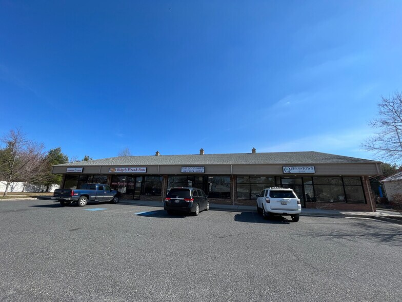 More Photos Of 204 E 6th St, Ridgely Storefront For Lease