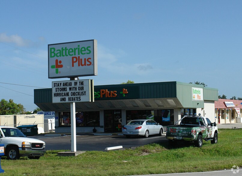 More Photos Of 11200 S Cleveland Ave, Fort Myers Freestanding For Sale