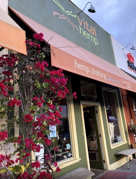 More Photos Of 2301-2309 Main St, Santa Monica Storefront Retail Office For Lease