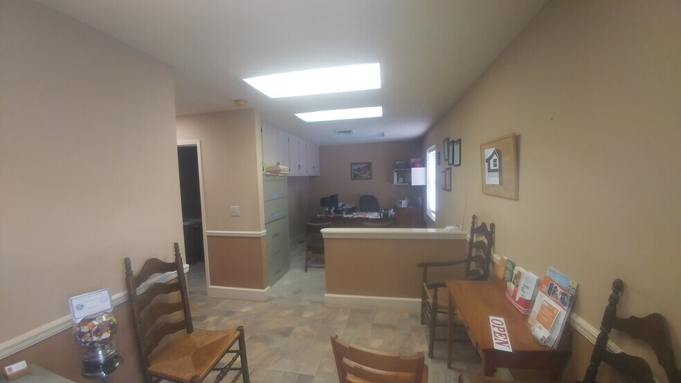 More Photos Of 300 East St N, Talladega Office For Sale