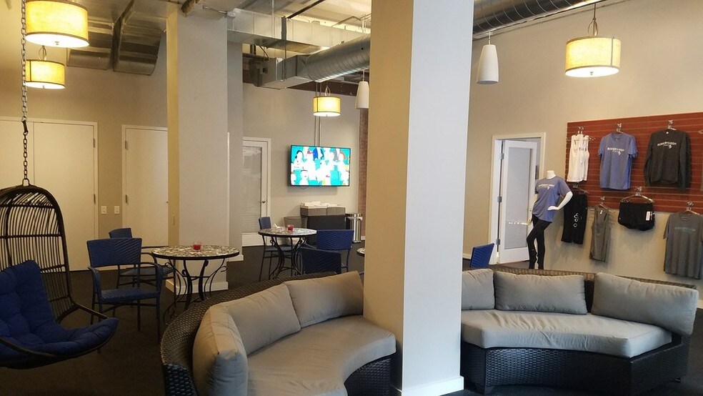 More Photos Of 1221 N La Salle Dr, Chicago Multifamily For Sale