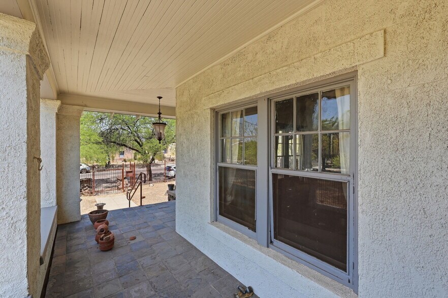 More Photos Of 1004 N 6th Ave, Tucson Office For Sale