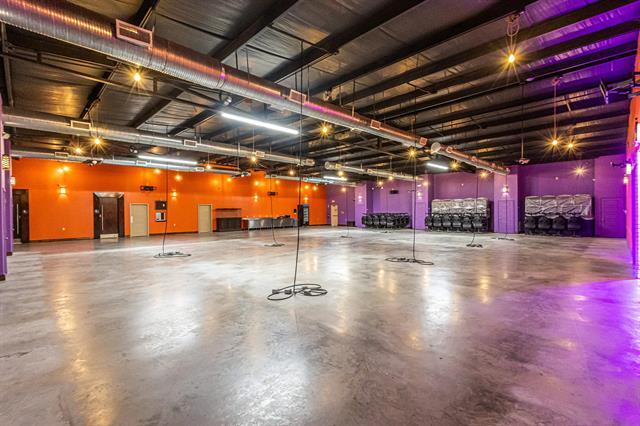 More Photos Of 25998 TX State Hwy 359, Bruni Warehouse For Sale