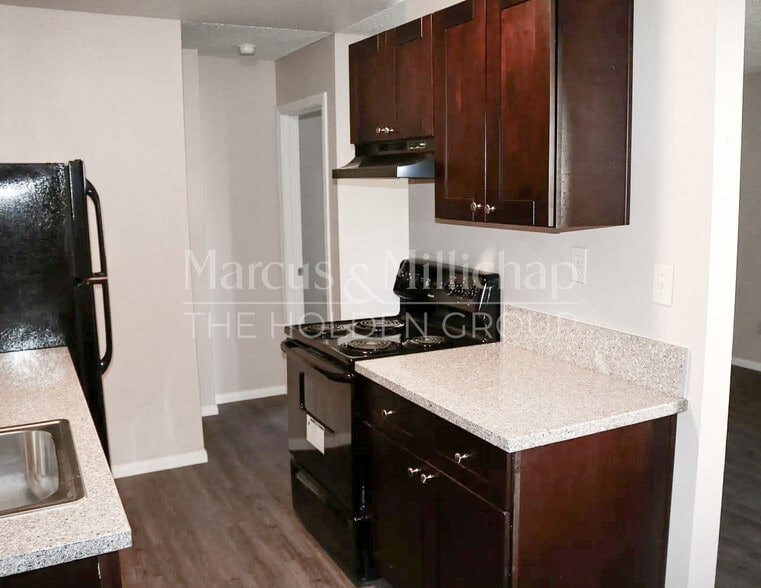 More Photos Of 230 S Maryland Pkwy, Las Vegas Apartments For Sale