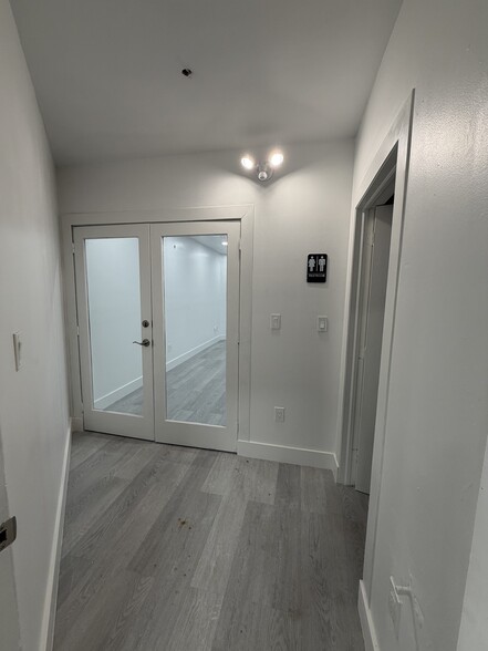 More Photos Of 9450 NW 58th St, Miami Warehouse For Sale