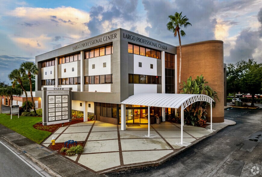 Primary Photo Of 11200 Seminole Blvd, Largo Medical For Lease