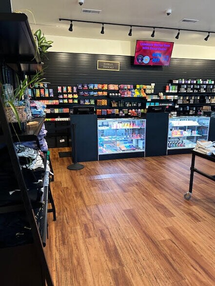 More Photos Of 6335 SE Harmony Rd, Milwaukie Freestanding For Sale