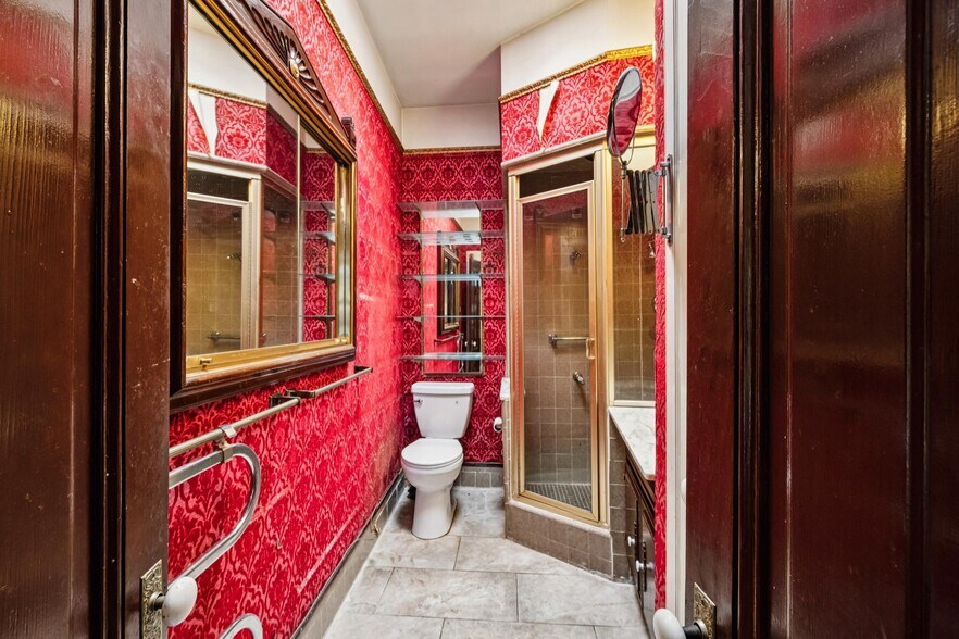 More Photos Of 19 Danvers St, San Francisco Apartments For Sale