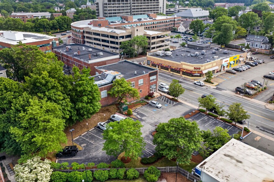 More Photos Of 264-276 Centre St, Newton Medical For Sale