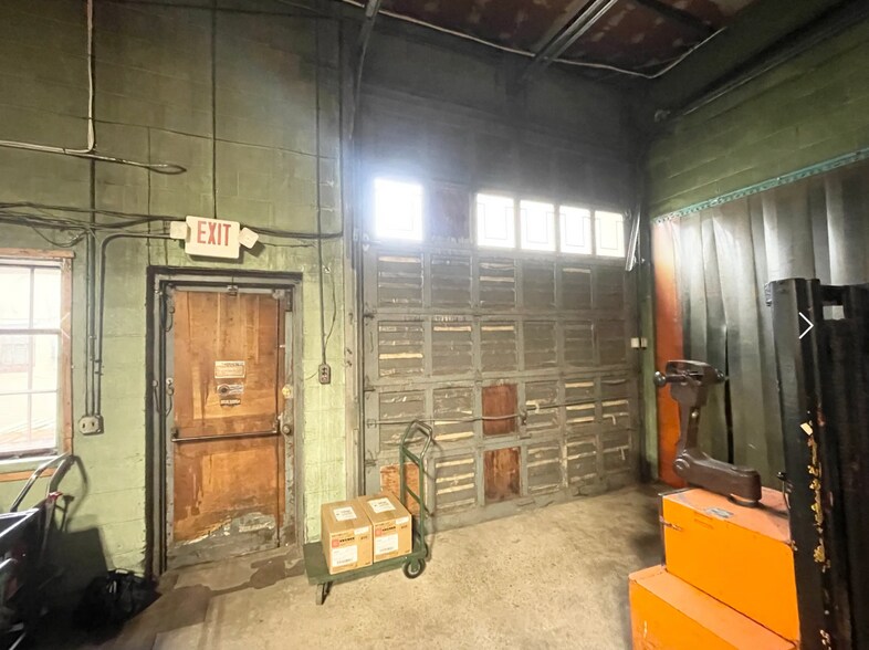 More Photos Of 765 Fulton St, Farmingdale Warehouse For Sale