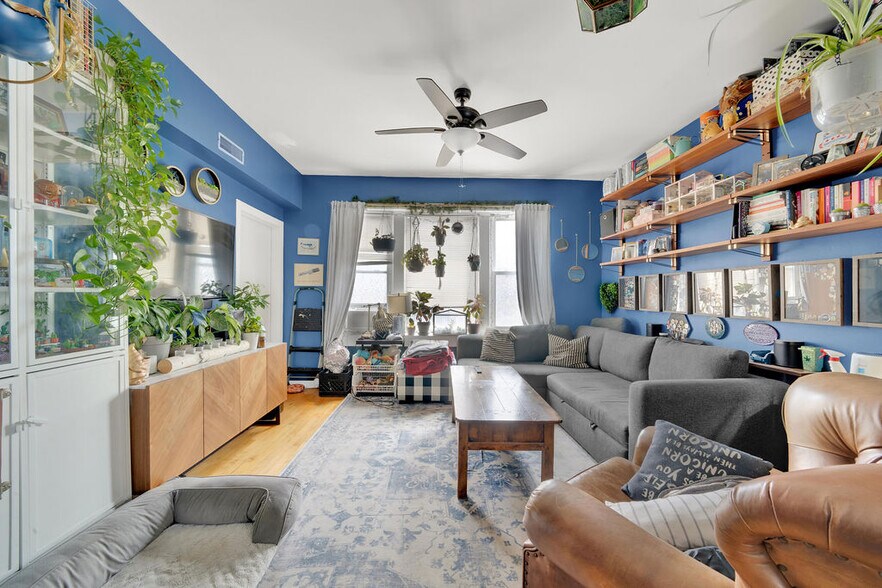 More Photos Of 1150 W Belmont Ave, Chicago Apartments For Sale