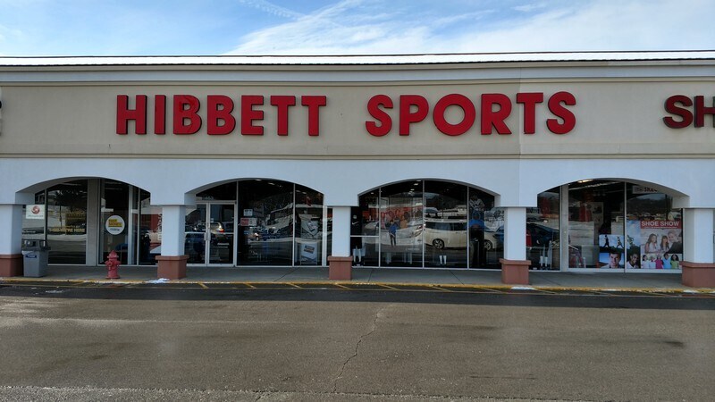 More Photos Of 427-525 S Memorial Dr, New Castle General Retail For Sale