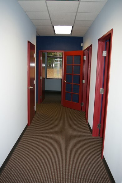 More Photos Of 4168 Abbotts Bridge Rd, Duluth Office For Lease