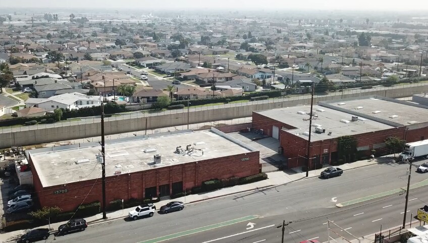 More Photos Of 13780 S Crenshaw Blvd, Gardena Warehouse For Sale