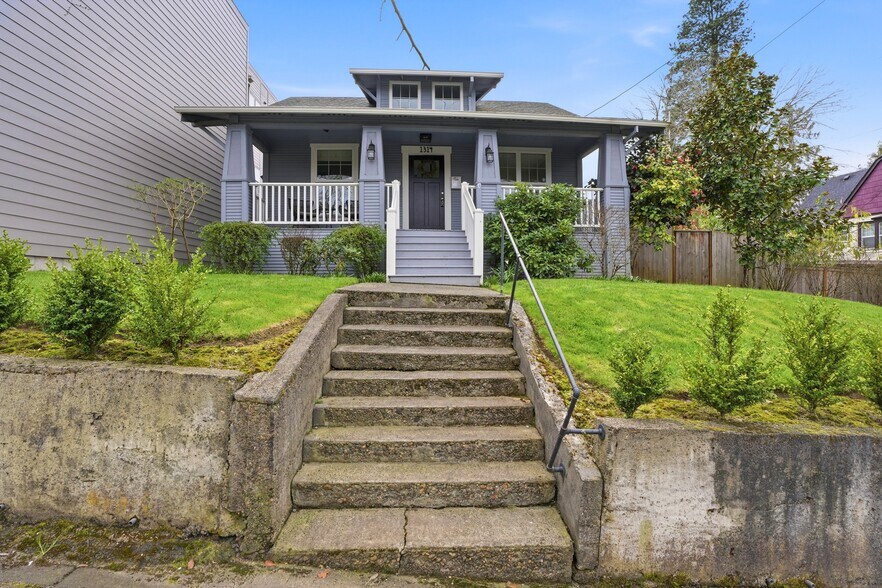 More Photos Of 1314 7th St, Oregon City Flex For Sale