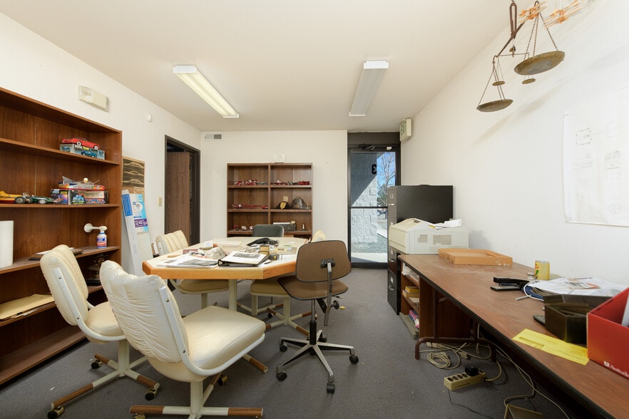 More Photos Of 2562 Silver State Pkwy, Minden Warehouse For Sale