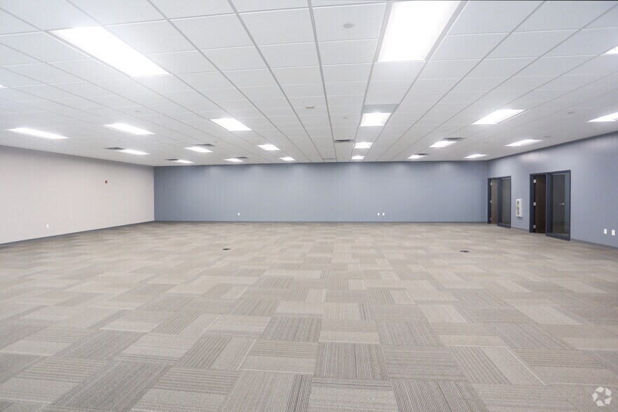 More Photos Of 10015 Archer Drive, Brownsburg Distribution For Lease
