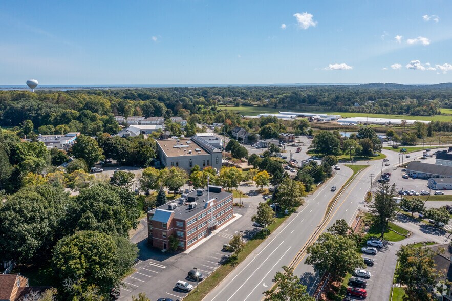 More Photos Of 3 Cherry St, Newburyport Medical For Lease