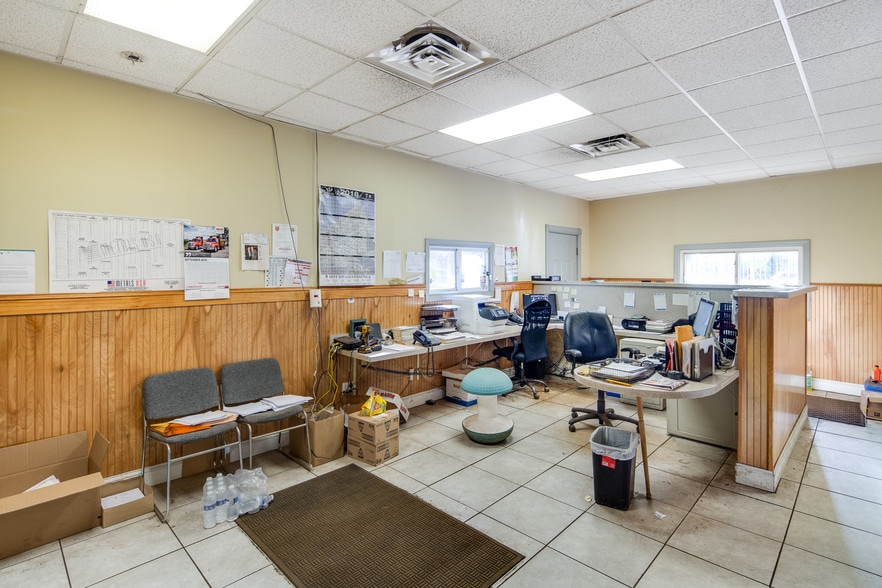 More Photos Of 2840 Mt Ephraim Ave, Camden Manufacturing For Sale