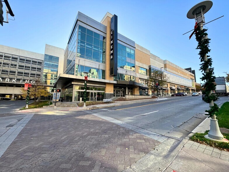 More Photos Of 3201 Farnam St, Omaha General Retail For Lease