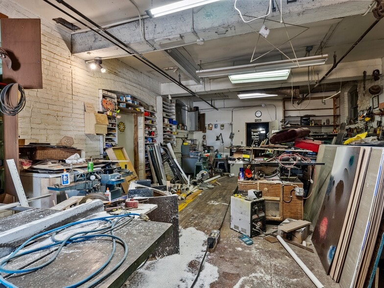 More Photos Of 1223 New York Ave, Sheboygan Industrial For Sale